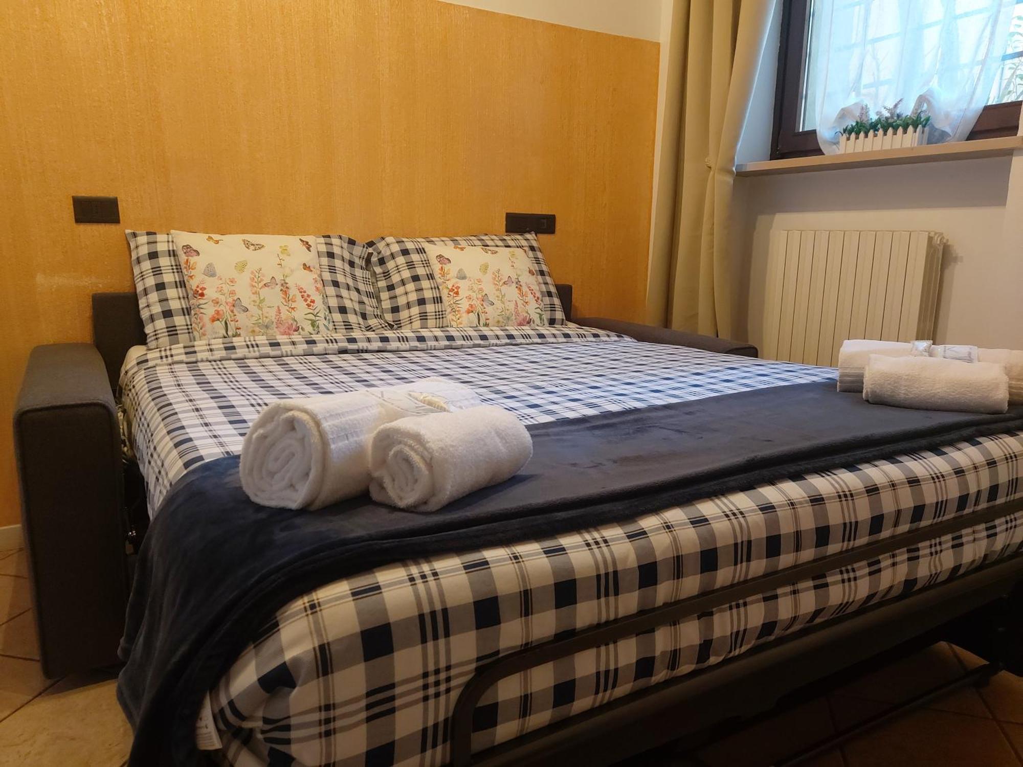 Palazzo Ponte Pietra Apartment - Verona — Photos 1